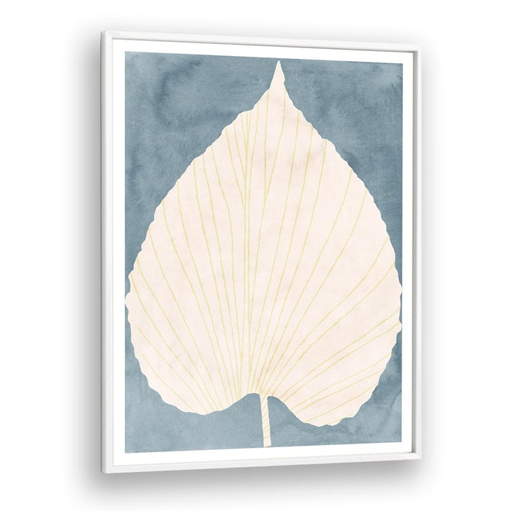 SOFT BLUE FAN LEAF