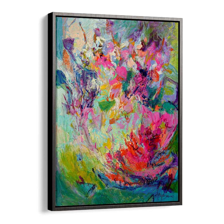 VIBRANT ESSENCE
