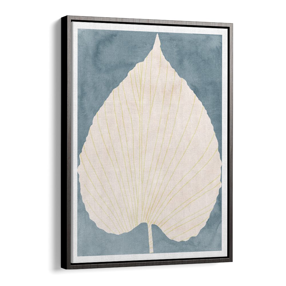 SOFT BLUE FAN LEAF