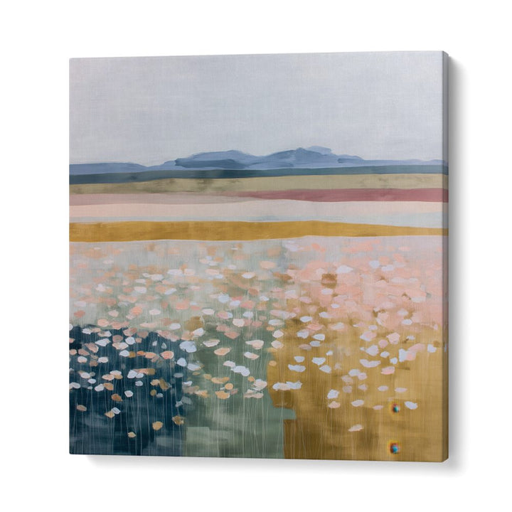 WILDFLOWER FIELD LANDSCAPE