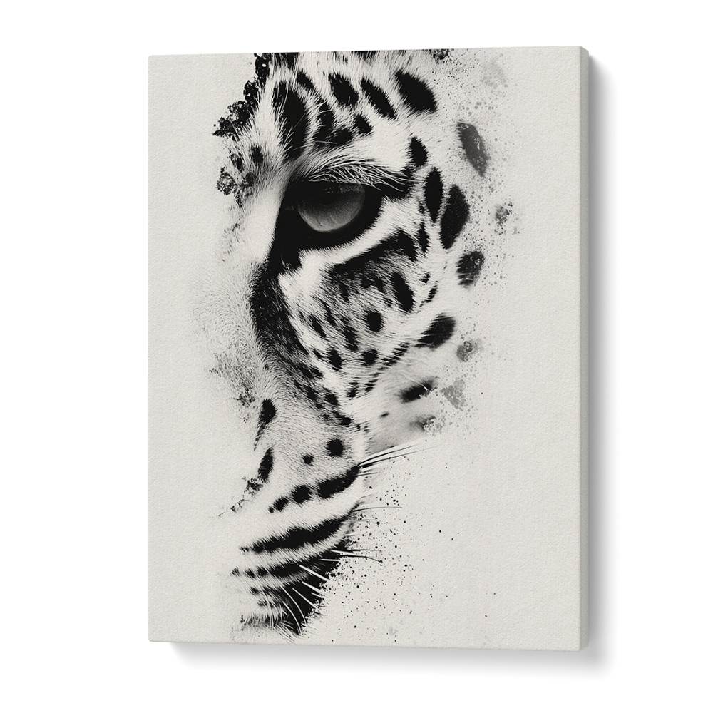INTENSE LEOPARD GAZE