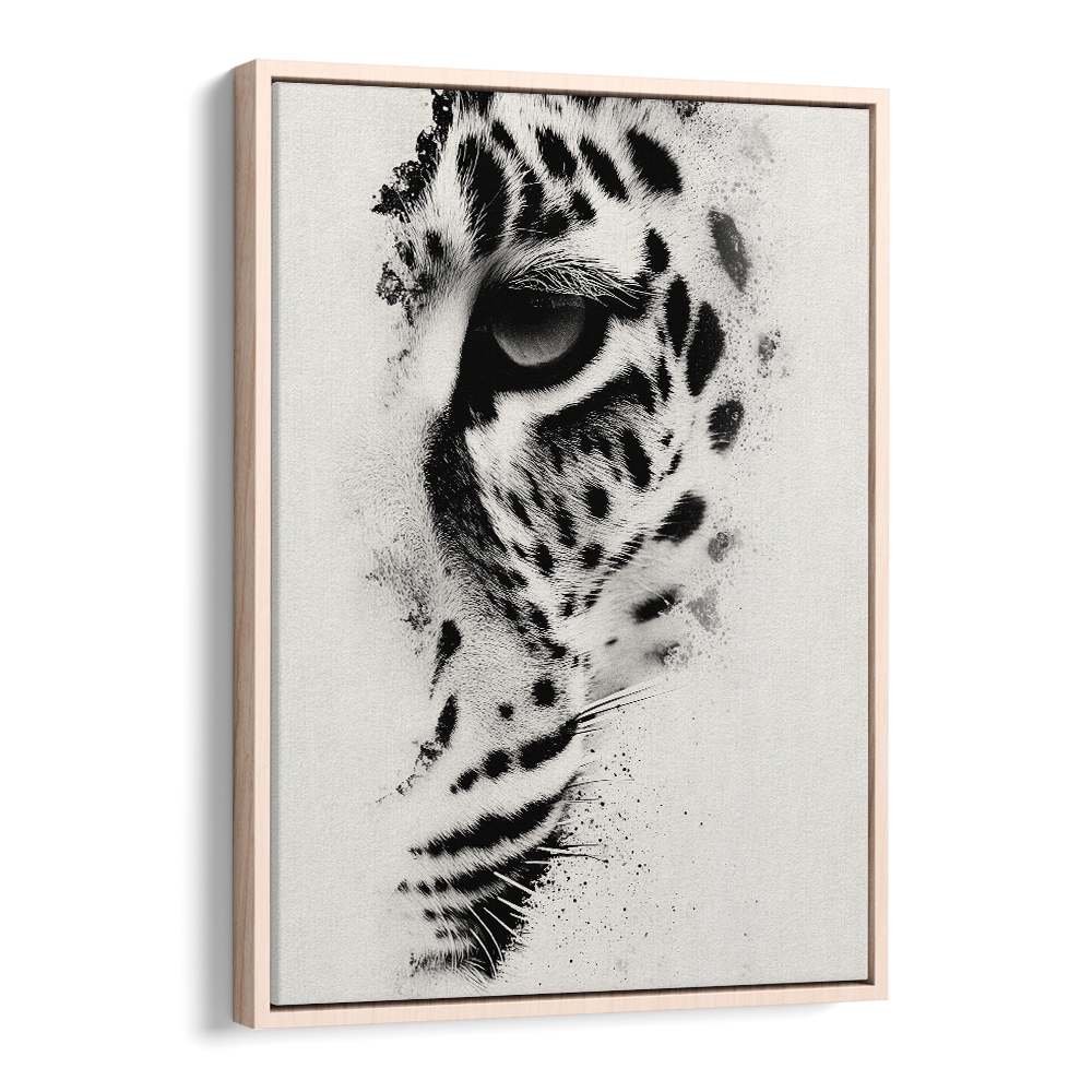 INTENSE LEOPARD GAZE