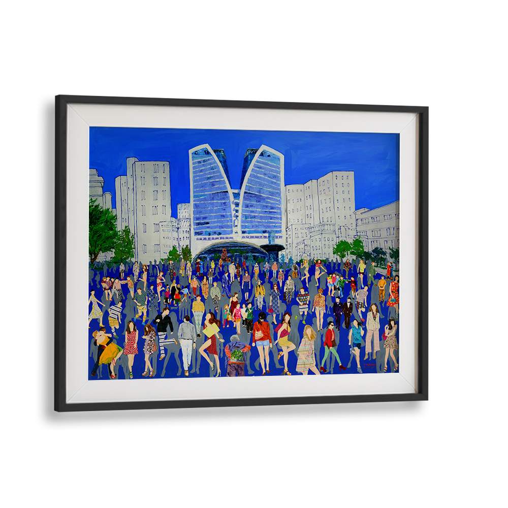 VIBRANT CITY CROWD