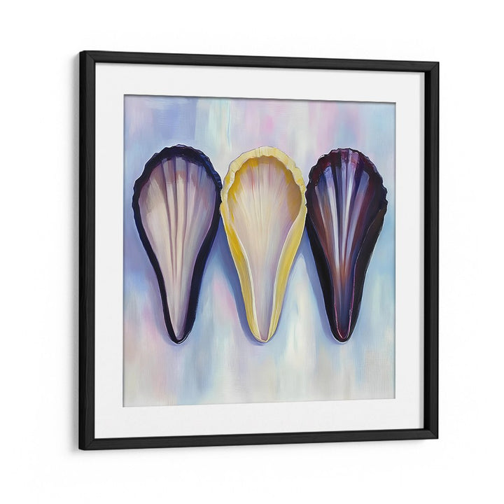 ELEGANT FLORAL FORMS
