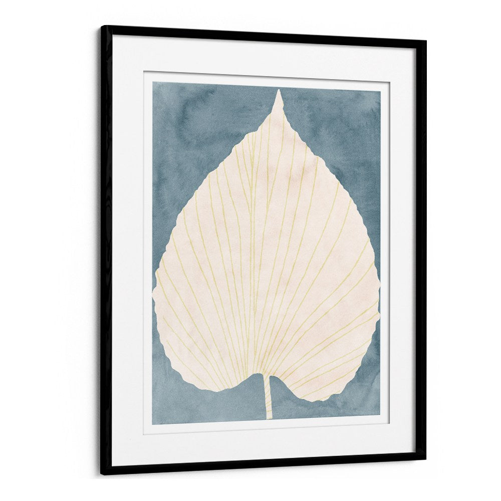 SOFT BLUE FAN LEAF