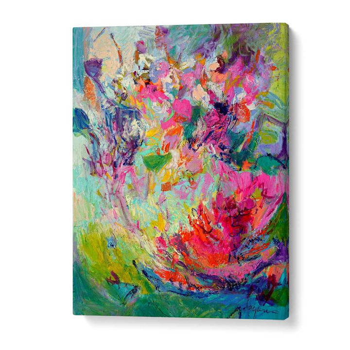 VIBRANT ESSENCE