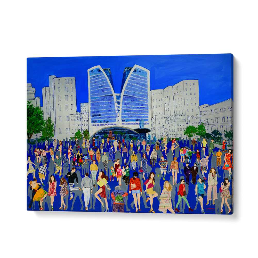 VIBRANT CITY CROWD