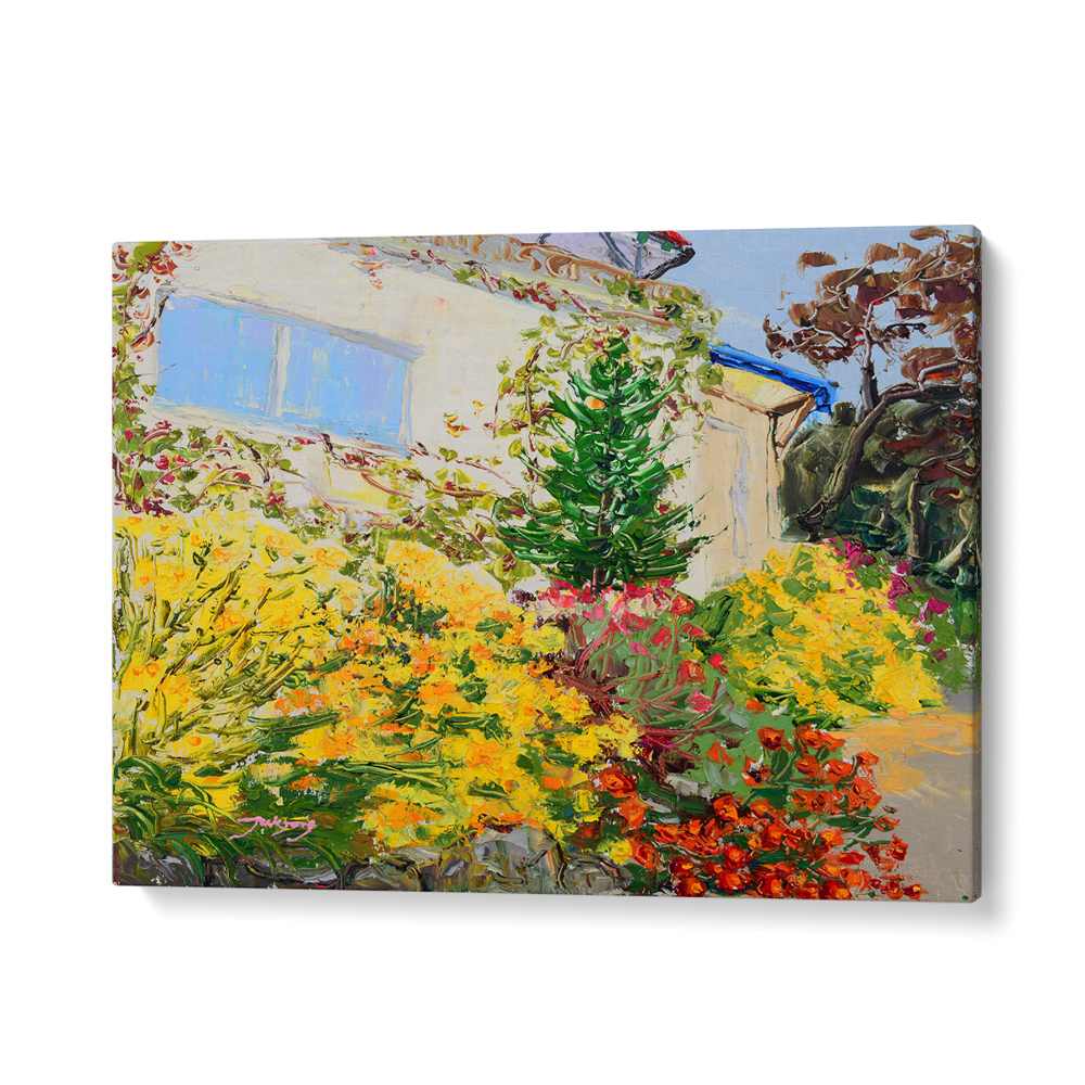VIBRANT GARDEN HOUSE