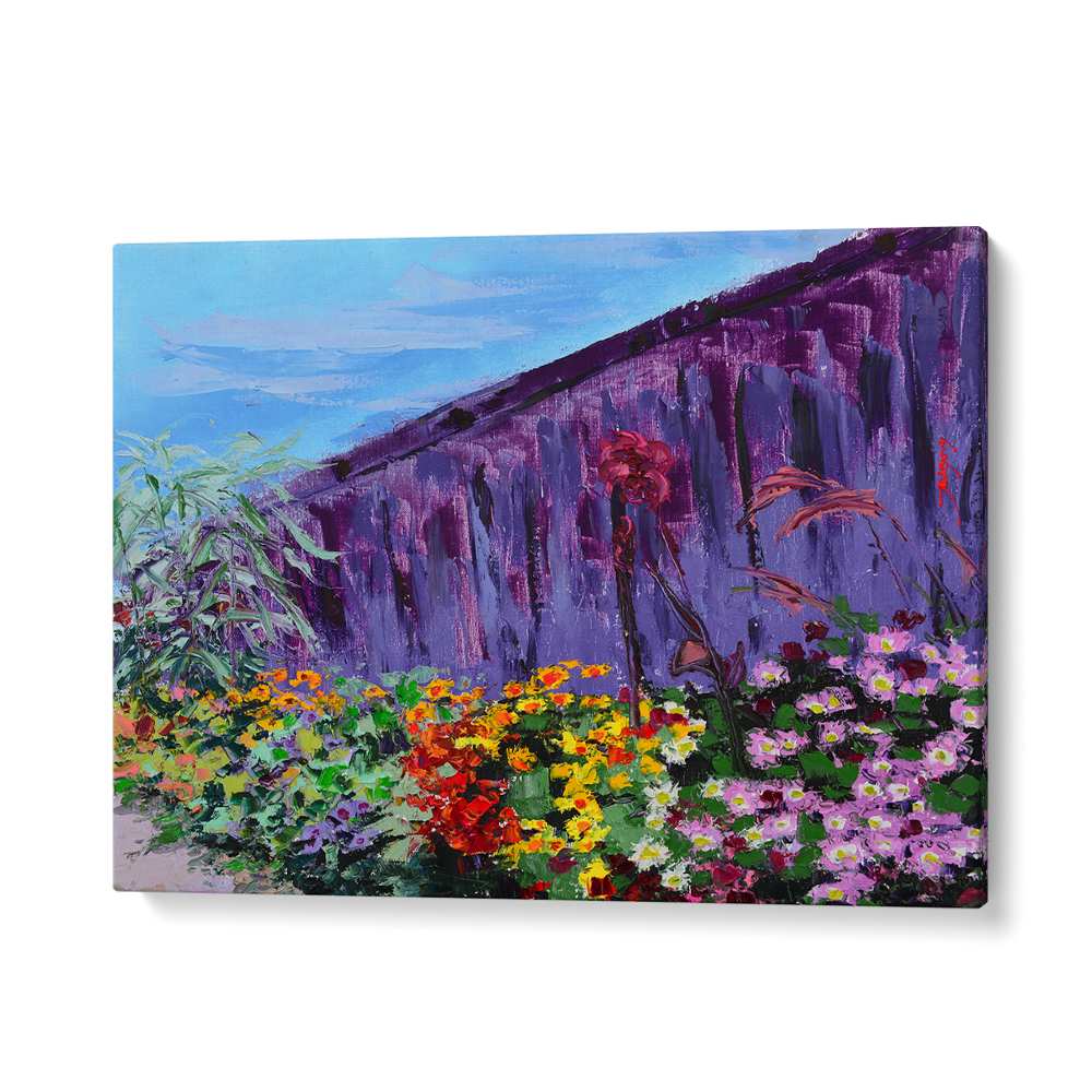 VIBRANT GARDEN WALL