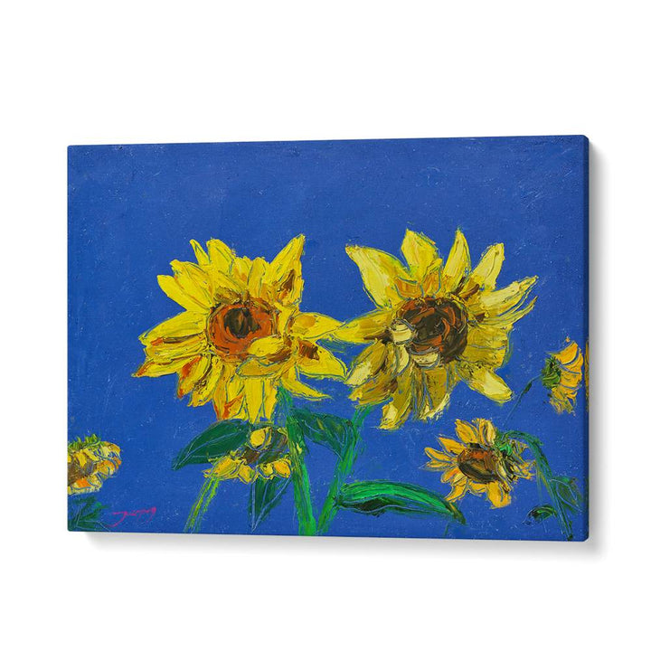 VIBRANT YELLOW SUNFLOWERS