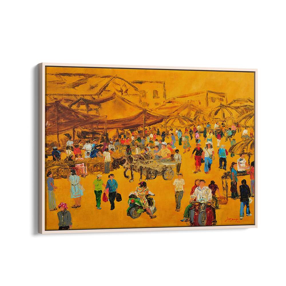 BUSY OUTDOOR MARKET