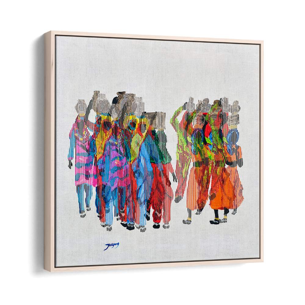 VIBRANT WALKING WOMEN