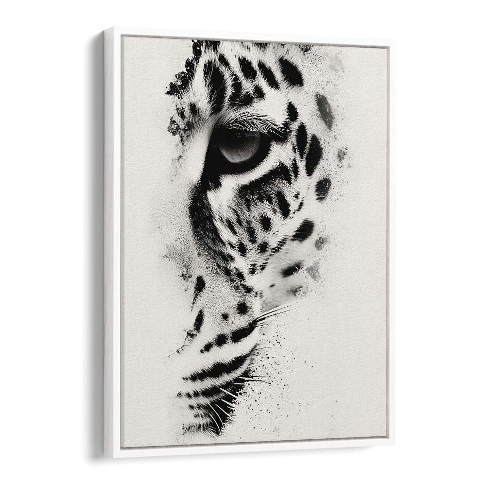 INTENSE LEOPARD GAZE