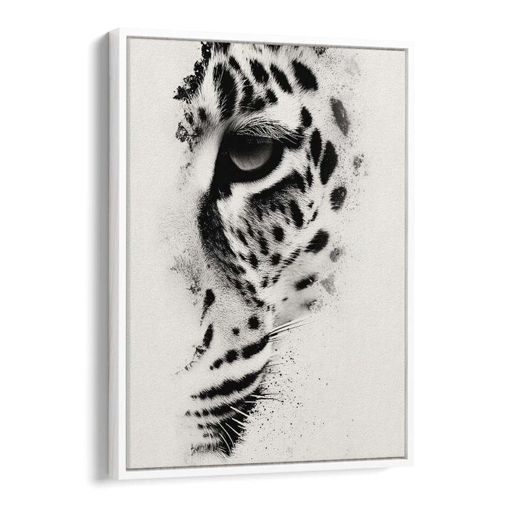 INTENSE LEOPARD GAZE