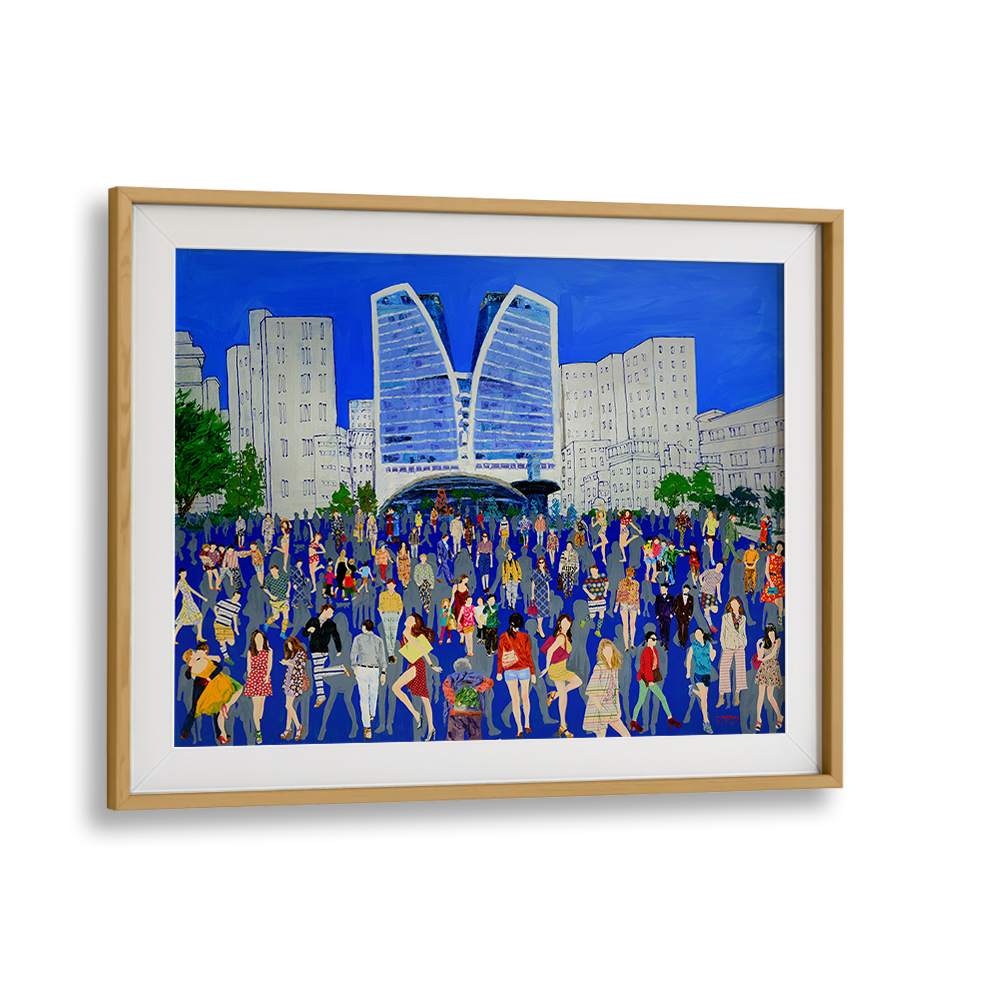 VIBRANT CITY CROWD
