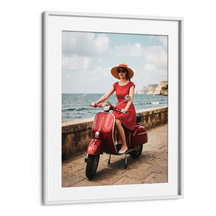 VINTAGE RIDE BY THE SEA