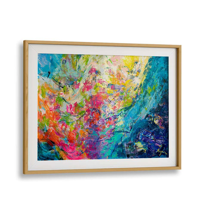 VIVID COLORS AND DELICATE PETALS