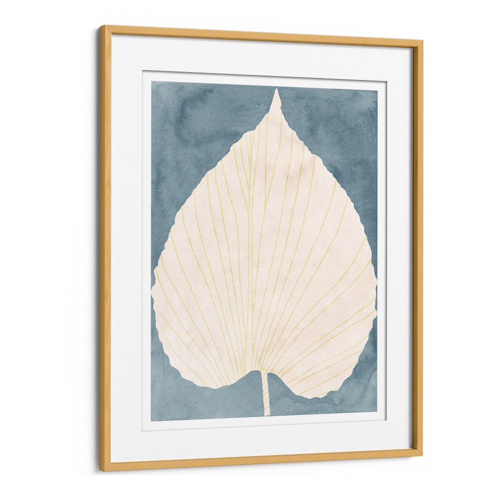 SOFT BLUE FAN LEAF