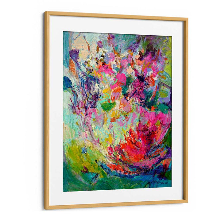 VIBRANT ESSENCE