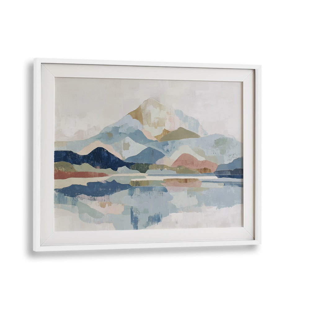 ADIRONDACK MOUNTAIN LAKE WINTER