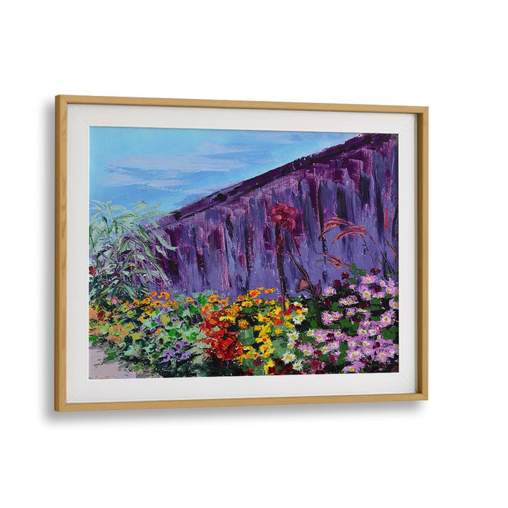 VIBRANT GARDEN WALL