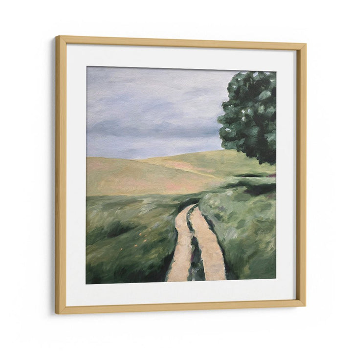 WINDING COUNTRY PATH