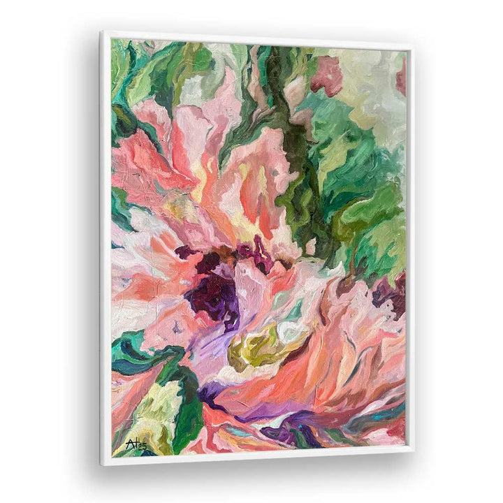 VIBRANT FLORAL ABSTRACT