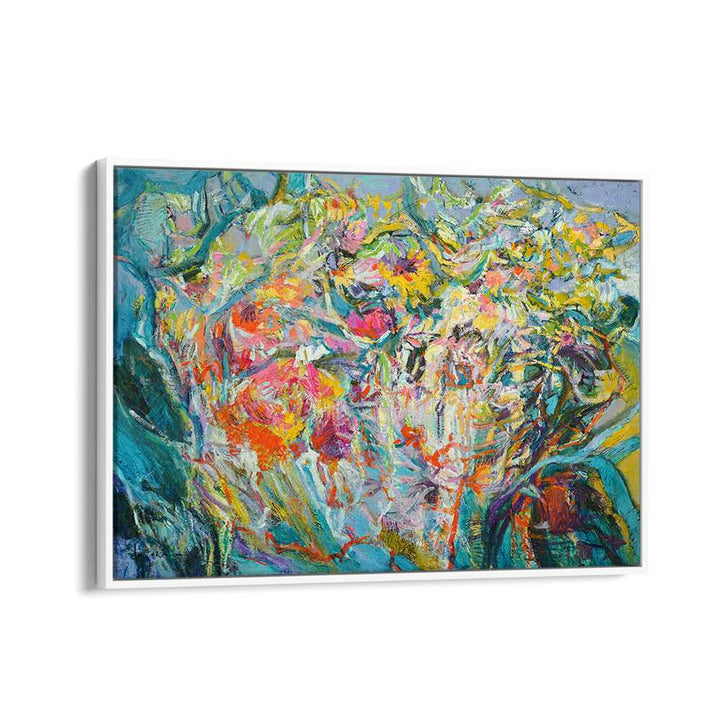 VIBRANT BLOSSOMS