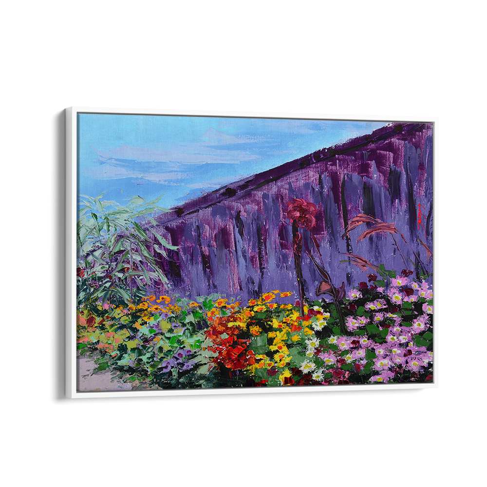 VIBRANT GARDEN WALL