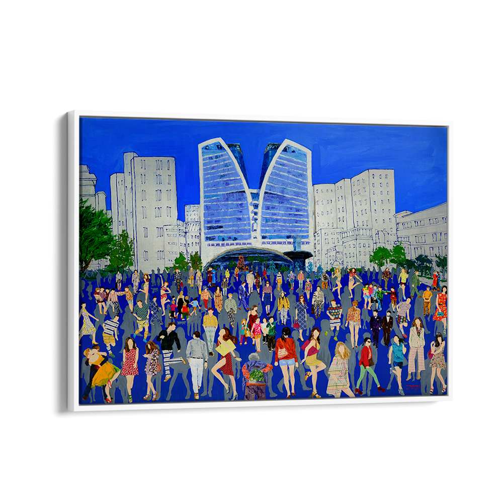 VIBRANT CITY CROWD