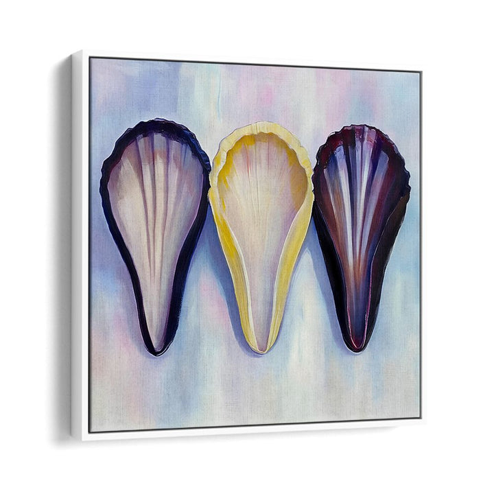 ELEGANT FLORAL FORMS