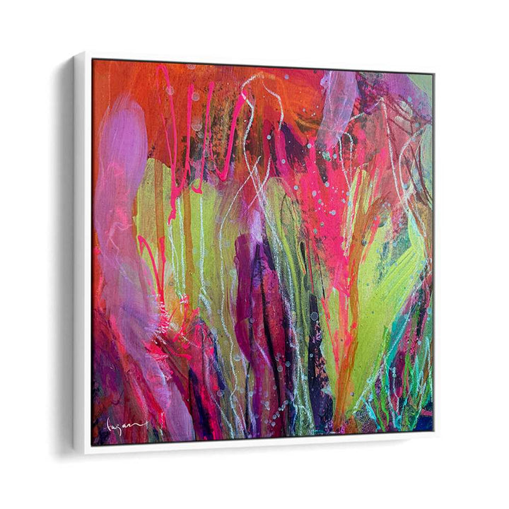VIBRANT EVERBLOOM