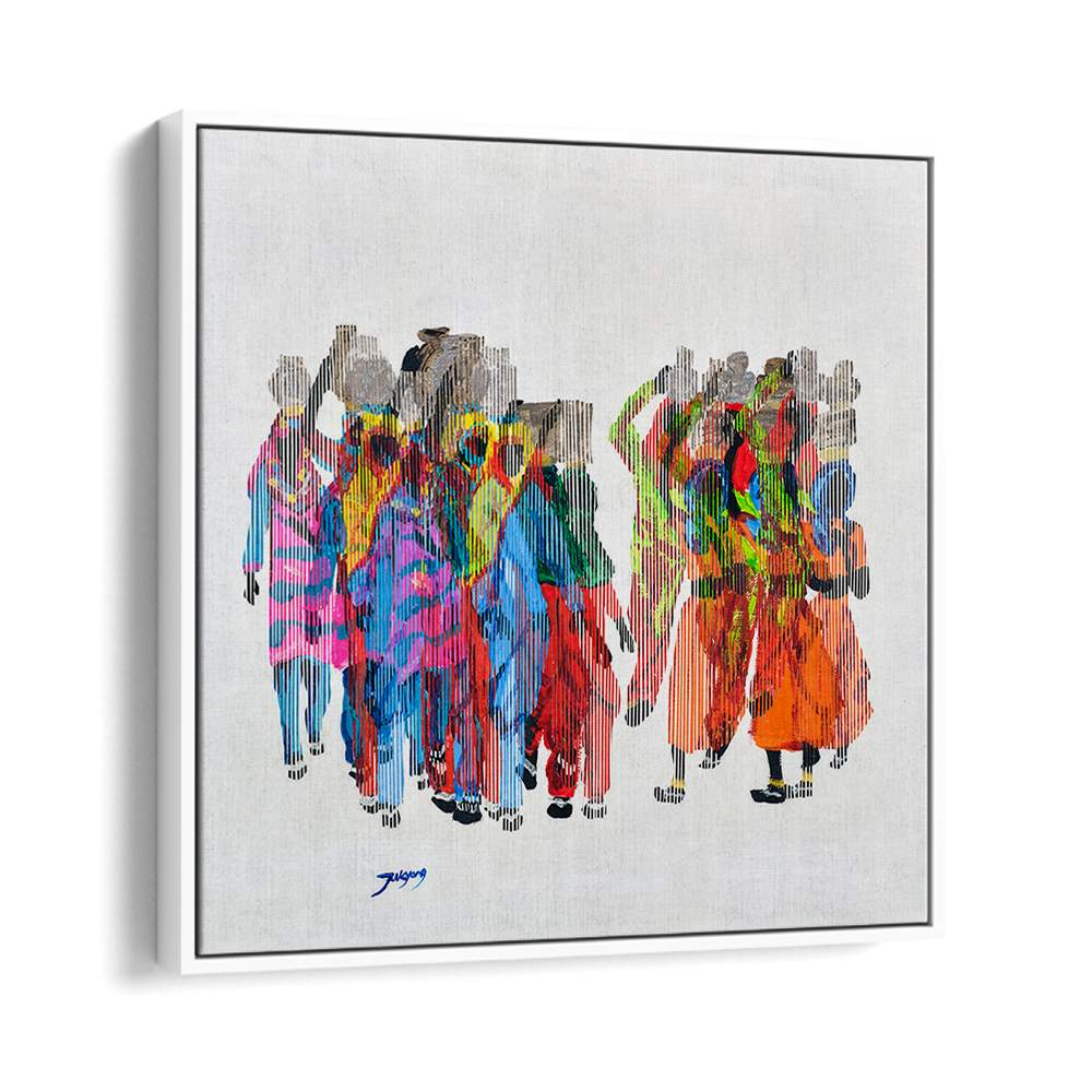 VIBRANT WALKING WOMEN