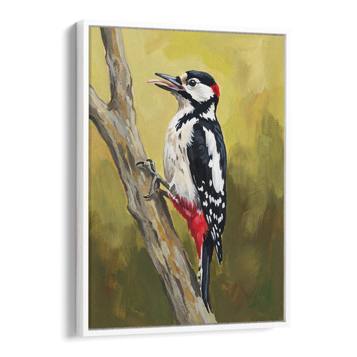 VIBRANT WOODPECKER PERCHED