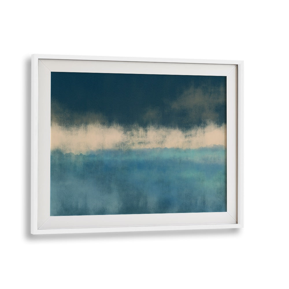 MISTY BLUE HORIZON