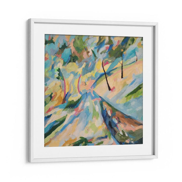 VIBRANT WINDING PATH
