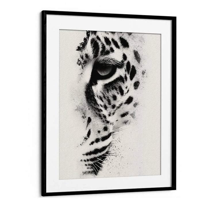 INTENSE LEOPARD GAZE