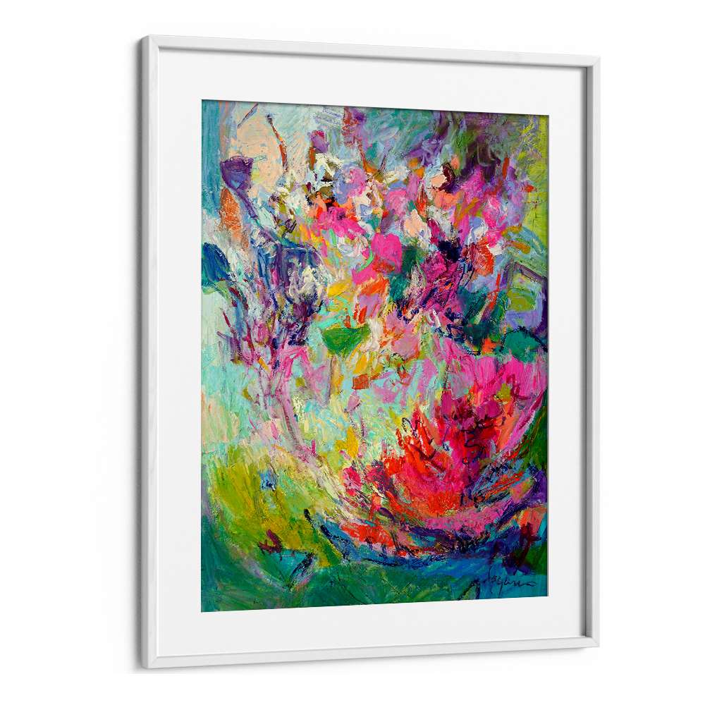 VIBRANT ESSENCE