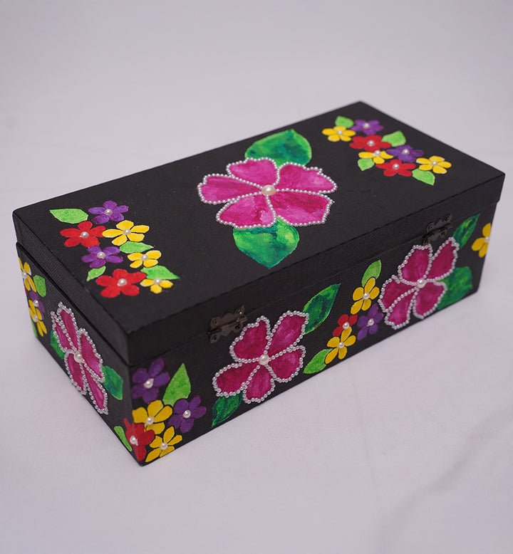 SIGNATURE PEARL BLOSSOM KEEPSAKE BOX